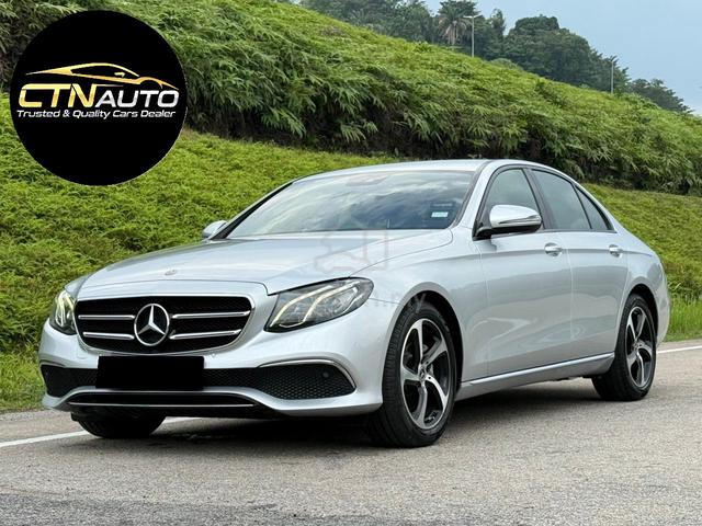 Mercedes Benz E200 2.0 SPORTSTYE BLACK INTERIOR - 1
