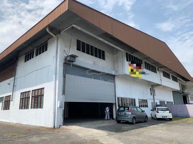 Corner 2 Storey Factory Warehouse Kawasan Perindustrian Tekali 1