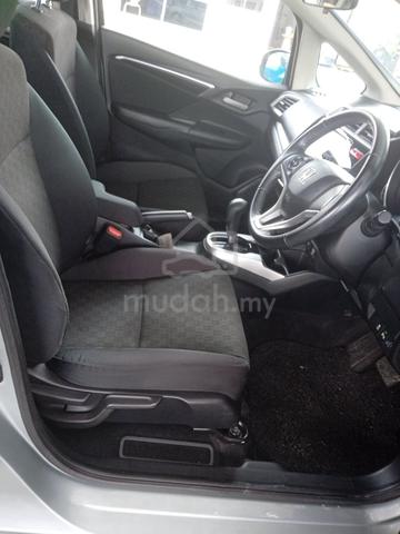 2017 Honda JAZZ 1.5 V (A) - 5