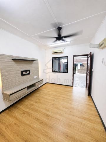 Taman Universiti/ Single Storey Low Cost/ 2 Bilik/ Skudai/ Sg/ Tuas 1
