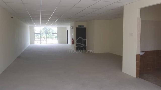 Main Road | 2nd Floor Shop Office with Lift Seria 88 Setia Alam 4