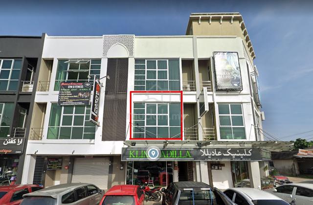 Lot pejabat tingkat 1 untuk di sewa di Jalan Long Yunus, Kota Bharu 1