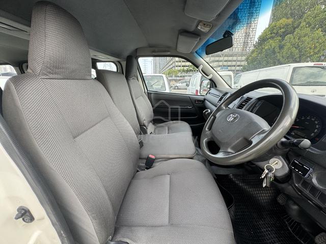 2020 Toyota HIACE 2.5 WINDOW VAN NEW SEAT LOW ROOF - 4