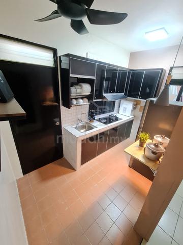 Mentari Court, Bandar Sunway|Bilik Sewa Level 3 (Lift) – WANITA MUSLIM 1