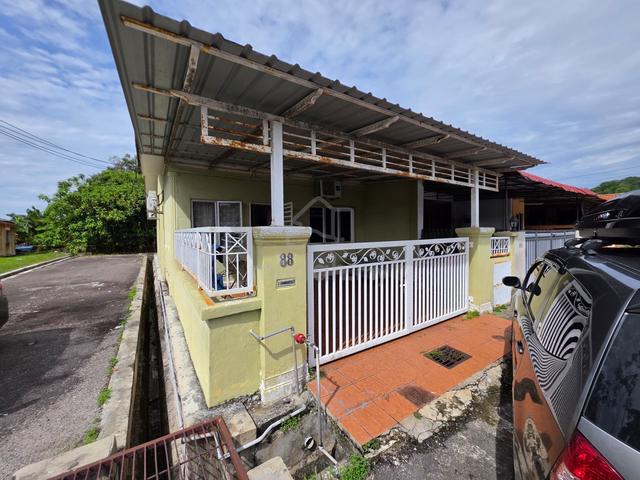 RM1K🔥End Lot Single Storey Taman Desa Cempaka Nilai 1
