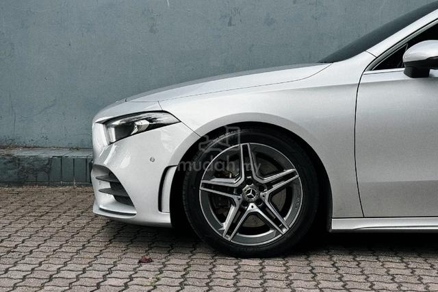 MERCEDES BENZ A250 AMG Line - 5