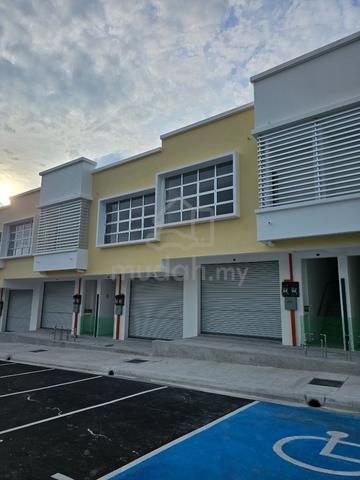2 Storey Kajang East Avenue shop ,Facing Main Road ( ROI 4.5%) 1