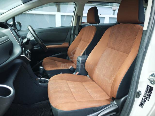 2018 Toyota SIENTA 1.5 V 2 POWER DOOR 7 SEATER - 4