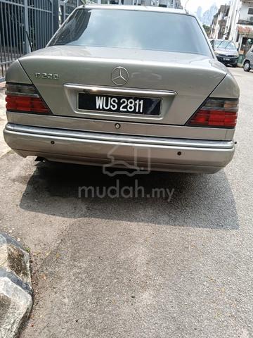 1989 Mercedes Benz 230 2.0 W114 (A) - 2
