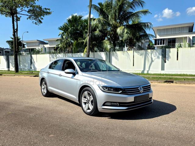 TRUE YEAR 2019 Volkswagen PASSAT 1.8 TRENDLINE (A) - 1