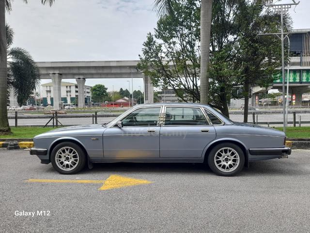 1990 Jaguar DAIMLER 4.0 (A) - 5