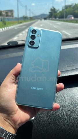 Carousel Image