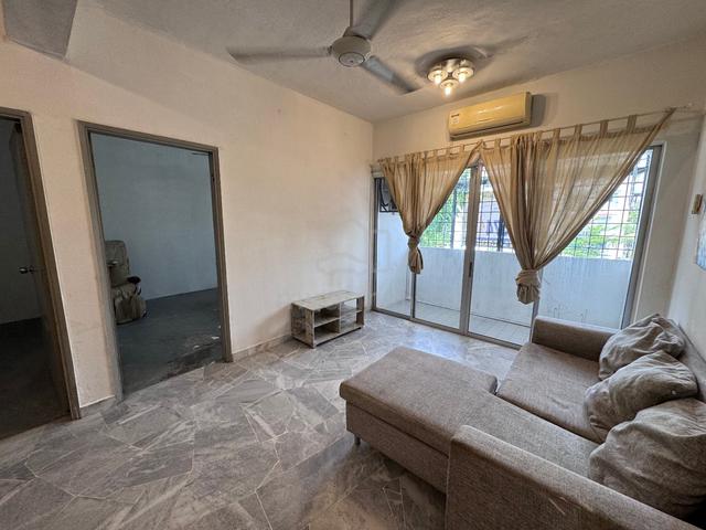 Taman Lembah Maju 600 Apartment 1