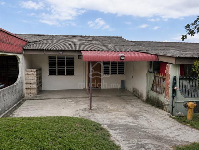 [RUMAH MAMPU MILIK] Single Storey, Taman Chenderawasih, Jasin, Melaka 1