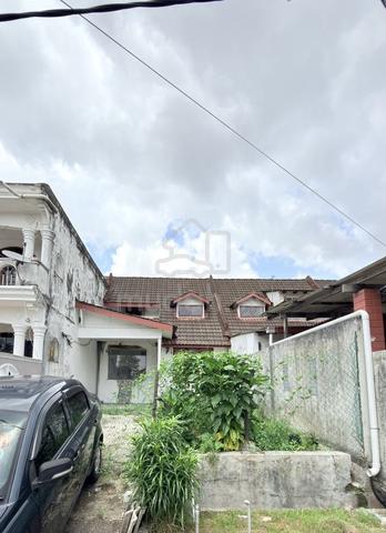 Terrace house Tmn Air Biru Pasir Gudang Full Loan Cash Back JB 1