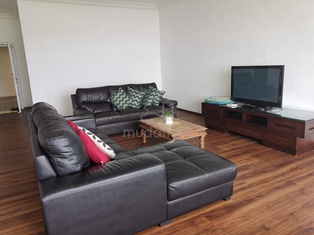 The Peak Condominium 1