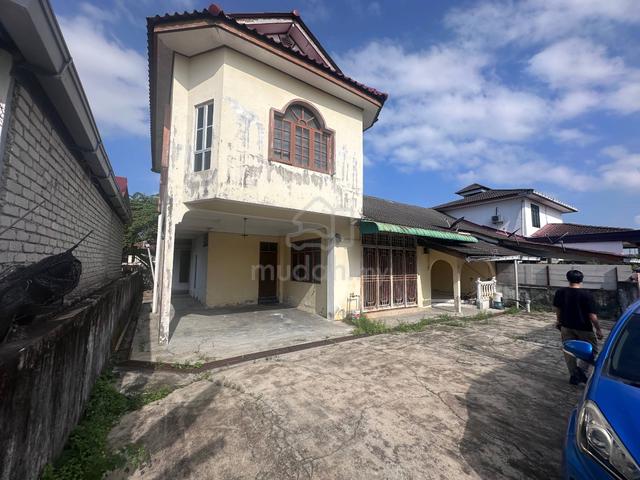 Semi-D 2 Tingkat berdekatan SMK Pintu Geng @ Taman Guru, Kota Bharu 1