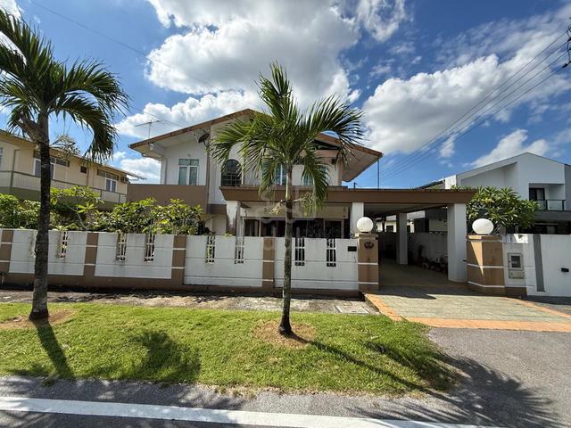 JALAN RUBBER DOUBLE STOREY DETACHED BUNGALOW At GREEN ROAD KUCHING 1