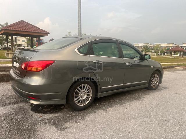 2011 Nissan SYLPHY 2.0 LUXURY (A) - 2