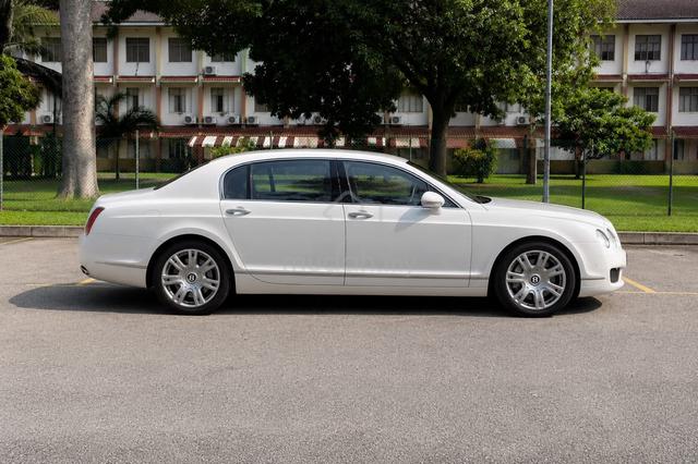 2008 Bentley FLYING SPUR 6.0 (A) - 4