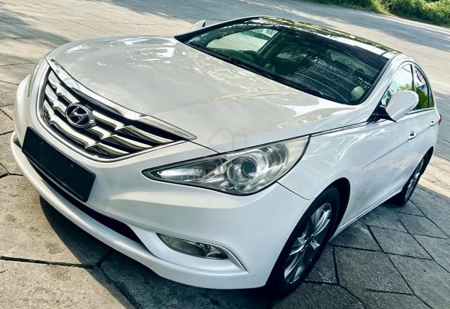 Hyundai SONATA 2.0 moon roof malaysia best110km - 5