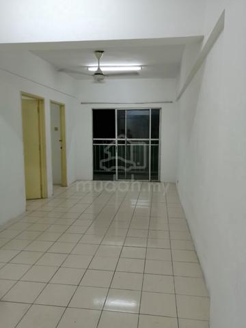 Puncak Desa Flat 1