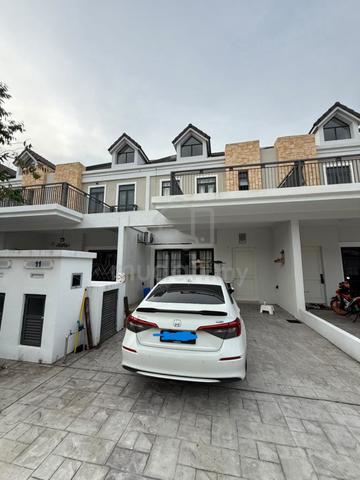 Monet Springtime Sunsuria City 2 Sty Terrace 4B4B Fully Furnished KLIA 1