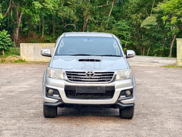 2015 Toyota HILUX 2.5 G TRD SPORTIVO MY14 KUN25R - 3