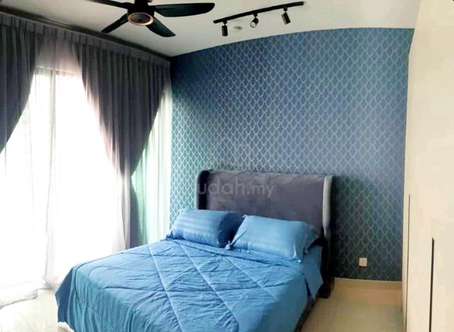 LINQ SKY RESIDENCES (Datum Jelatek) 1