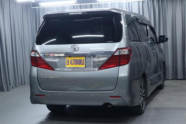 2009 Toyota ALPHARD 2.4 240G ANH20W (A) - 4