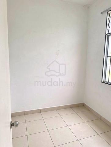 Iris Garden ✅ FOR SALE Single Storey Bandar Saujana Putra, Selangor 1