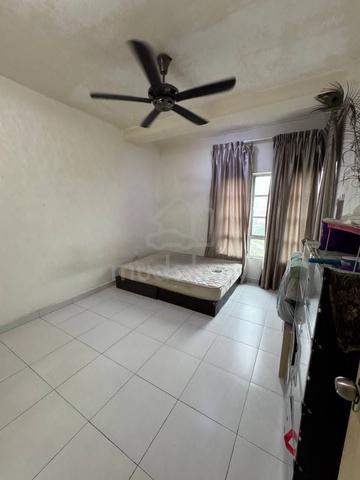 M'Tiara Apartment @ Larkin Idaman 5