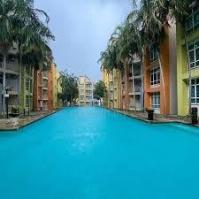 University Green Apartment 1