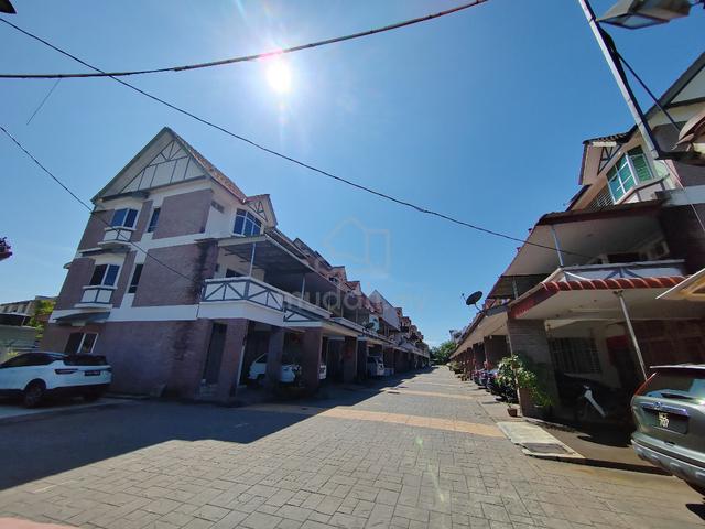 Townhouse Pangsapuri Seri Mawar, Upper Floor at Raja Uda Butterworth 1