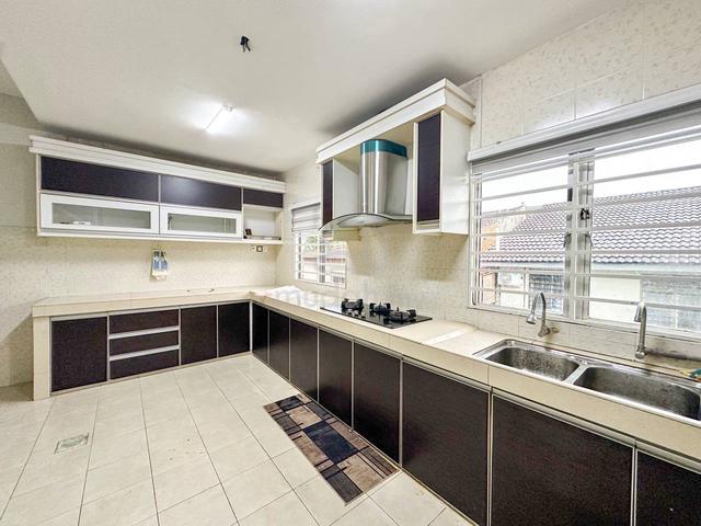 Full Height Cabinet Freehold 22x70 Single Storey Tmn Desa Indah Nilai 1