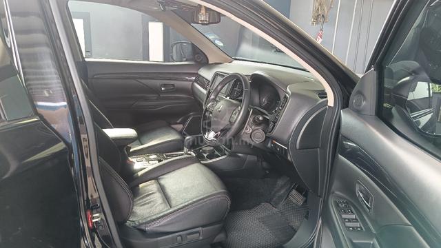 2021 Mitsubishi OUTLANDER 2,4 2.4L (A) - 4