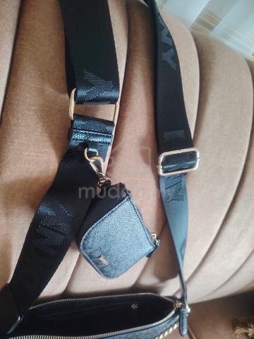 dkny sling bag crossover with pouch  - photo 2 of 6
