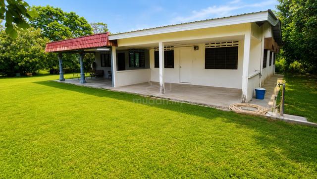 Tanah Dan 1 rumah setingkat Di Port Dickson 1
