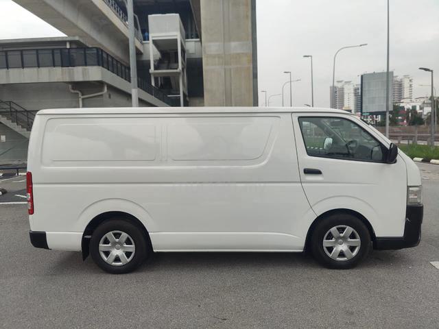 2017 Toyota Hiace 2.5 (M) Panel Van - 4