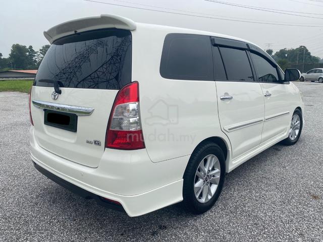2011 Toyota Innova 2.0 G AT Facelift - 4