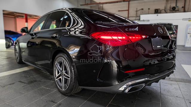 2022 MERCEDES BENZ C200 AMG Fully Loaded Spec - 2
