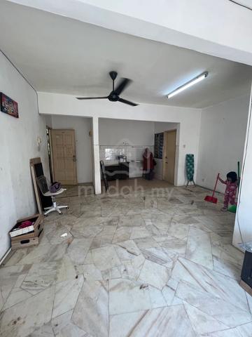 Residensi Warnasari 1