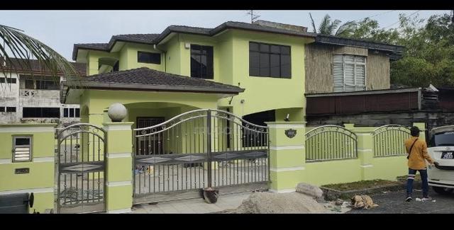 Senai Semi D for rent 1