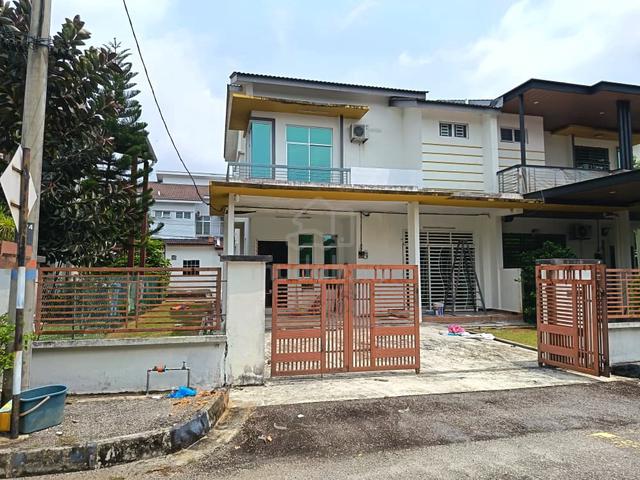 Open facing (Depan Padang & Surau) SEMI-D 2 Tingkat d Nibong Tebal 1