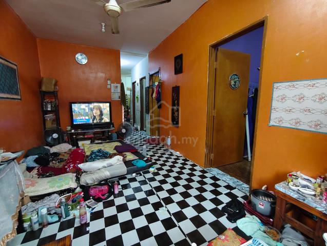 Pangsapuri Putra (Bandar Putra Permai) 1