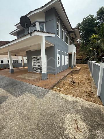 Nice Unit Double Storey Bungalow Sprihghill House For Rent 1