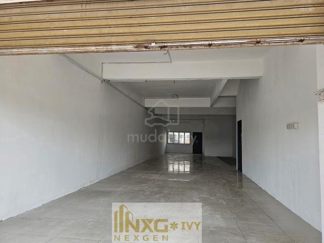 Facing MainRoad!! Pekan Kapar ,Klang Triple Storey Shoplot 1