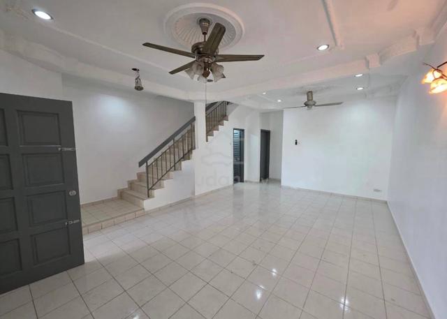 Non Bumi 2 Storey Terrace House Jalan Pending, Bandar Puteri Klang 1
