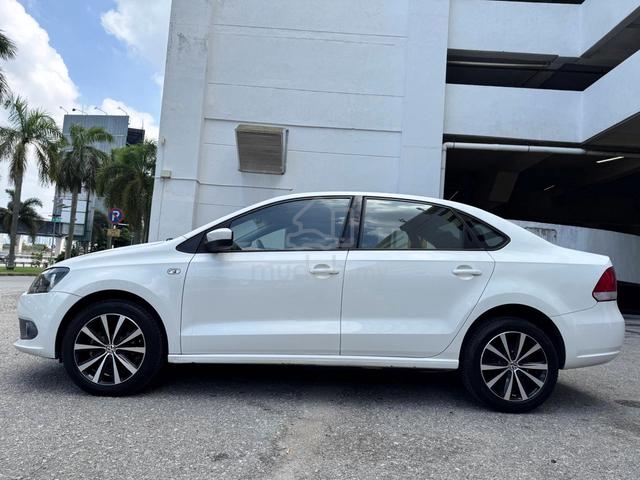 2016 Volkswagen POLO 1.6 FL (A) SEDAN LEATHER CKD - 2
