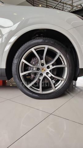 Porsche CAYENNE 3.0 V6 COUPE Platinum Edition - 3